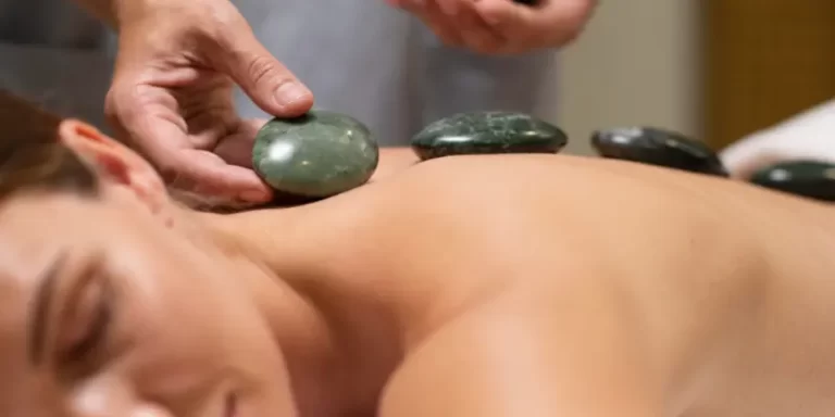 How Does a Hot Stone Massage Affect Your Body?